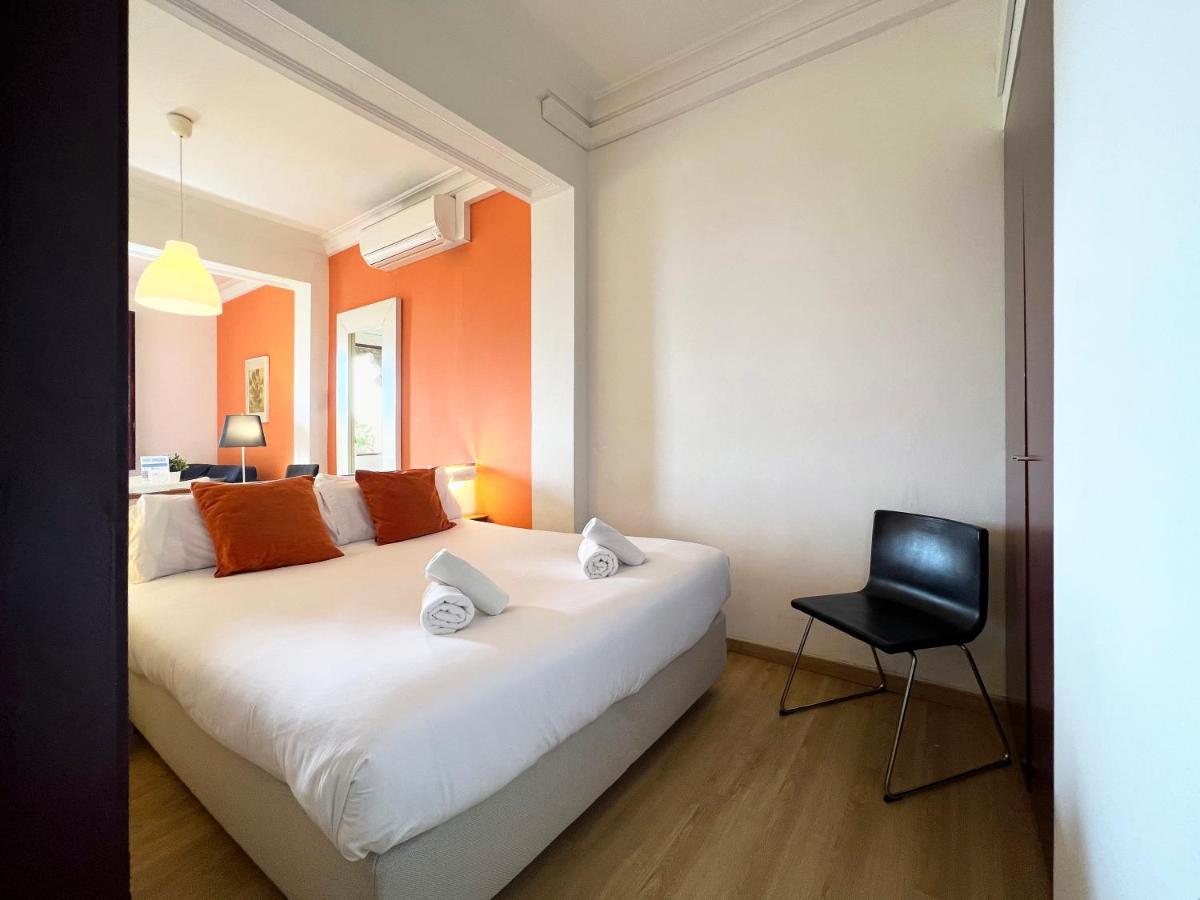 Stay U-Nique Apartments Colom Barcelona Bagian luar foto